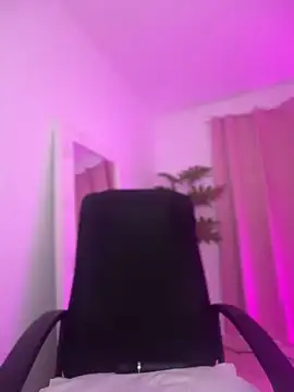 BabyLauritaa online show from March 28, 11:03 pm