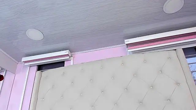 scarlett leblanc  online show from March 12, 11:46 am