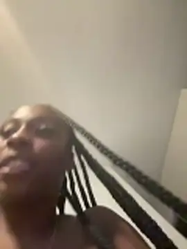 MadameMuse online show from May 23, 4:22 am