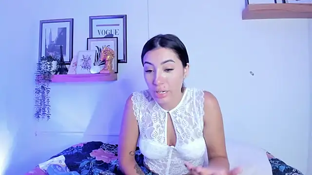 Madisonkay online show from May 18, 6:58 pm