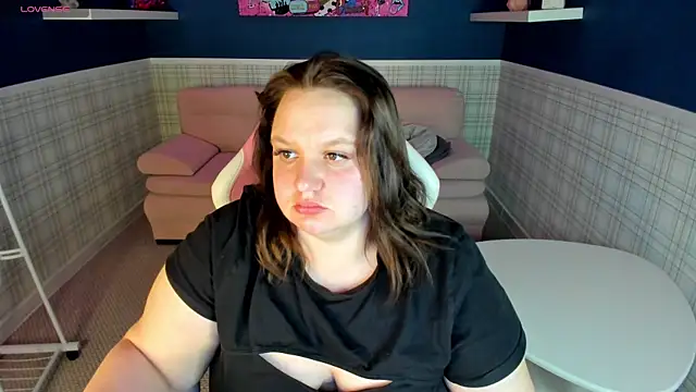 bbwsexis online show from November 24, 8:55 pm