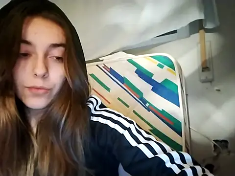 mooreenaa23 online show from November 3, 9:30 pm