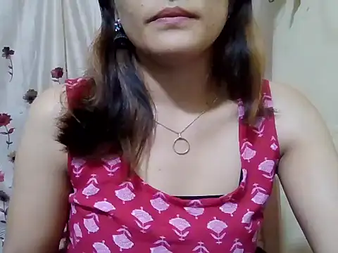 maira 33 online show from November 12, 3:54 pm