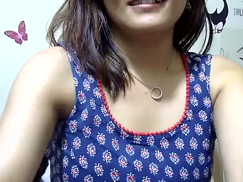 maira 33 online show from May 13, 5:51 pm