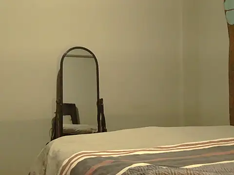 Bigpussyjuicylips online show from January 8, 7:01 am