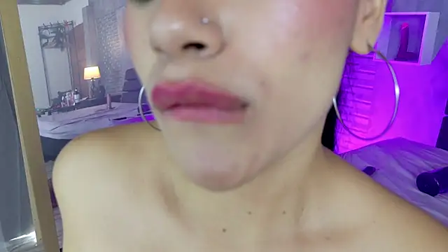 Oriana 03 online show from May 25, 12:26 pm