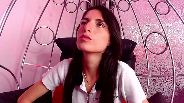 Mia Velasquezz online show from November 19, 3:01 pm