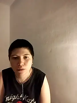 mollypop  online show from November 5, 10:59 pm