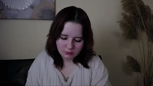 Siren Dahlia  online show from November 15, 7:15 pm