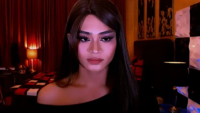 AthisaMooreTS online show from November 15, 10:55 pm