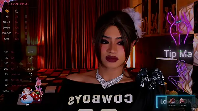 AthisaMooreTS online show from December 22, 1:47 pm