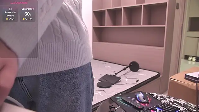 Abby-6 online show from November 1, 3:05 pm