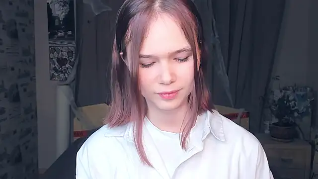 BlairAmmon online show from November 18, 8:59 am