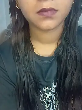 Neha533 online show from May 18, 6:36 pm