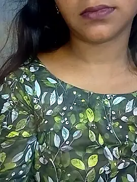 Neha533 online show from May 10, 7:27 pm