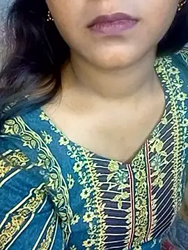 Neha533 online show from May 15, 6:32 pm