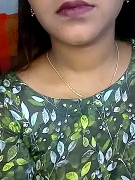 Neha533 online show from May 26, 6:18 pm