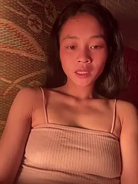 Li ve online show from March 8, 2:43 pm