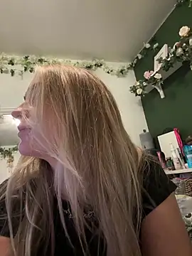 Bodacious BrookeXO online show from November 5, 4:34 pm