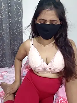 Aarti909090 online show from May 5, 1:47 pm