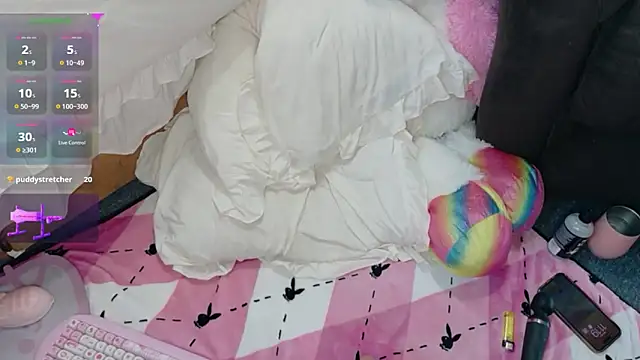 kittenkisses3 online show from June 7, 3:19 pm