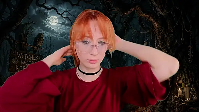 WICKEDEMBER online show from May 12, 1:47 am