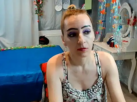 AnneDevrim online show from April 7, 5:31 am