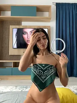 VickyM99 online show from May 10, 9:33 am
