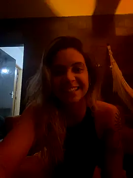 kaakzinha online show from November 4, 4:39 am