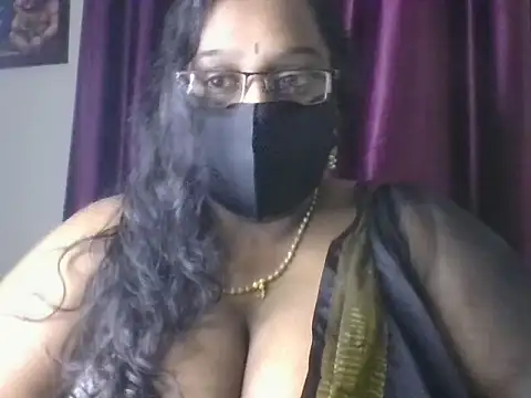 hootypriya online show from June 15, 6:41 pm