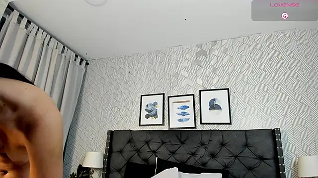 valentina  desire online show from March 31, 11:54 am