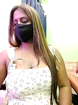 LoveLy-Soneya online show from April 5, 9:14 pm