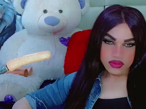 NharaBigCock online show from November 12, 5:22 pm