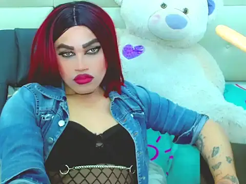 NharaBigCock online show from May 21, 7:23 pm