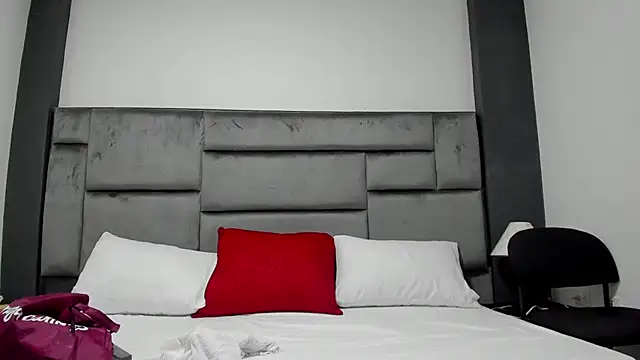 CatleyaSmith online show from January 10, 12:21 pm