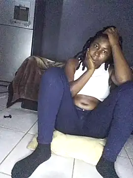 freakyCouple012 online show from November 18, 8:10 pm