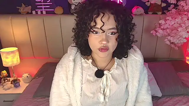  sarahRose online show from May 7, 4:17 am