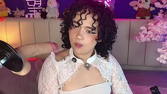  sarahRose online show from May 9, 5:09 am