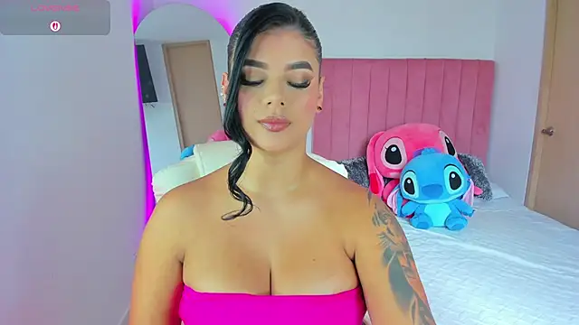 Janettcruz online show from February 27, 7:35 pm