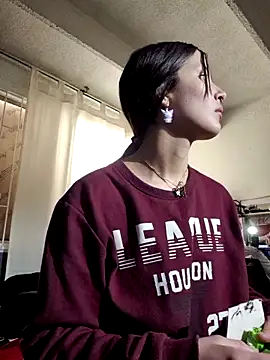 Celeste Moretti online show from December 18, 2:22 pm