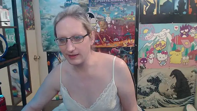 Savanah Banana  online show from February 6, 10:40 am