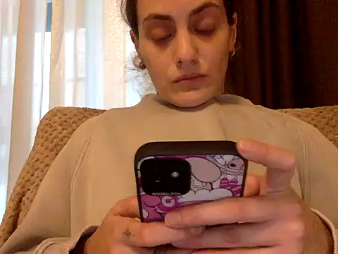 Norabluesxxx online show from November 15, 2:18 pm