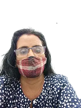 sanjana077 online show from February 20, 5:39 am