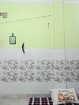 sanjana077 online show from November 13, 7:18 am