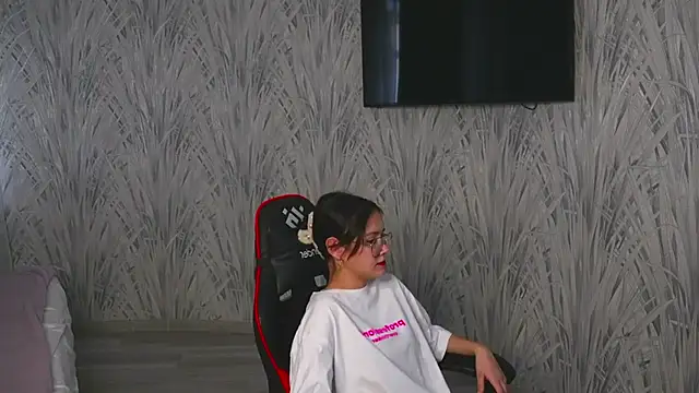 MargMelson online show from December 21, 5:33 am