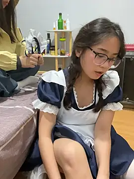 Hmm 0303 online show from November 22, 4:09 pm