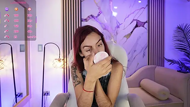 TessaaFox online show from April 3, 11:41 am