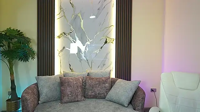 TessaaFox online show from December 1, 11:47 am