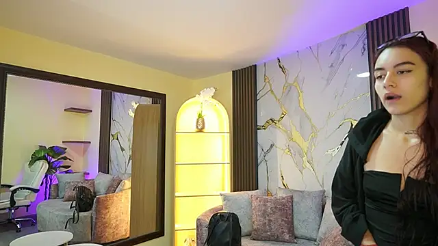 TessaaFox online show from March 27, 11:44 am