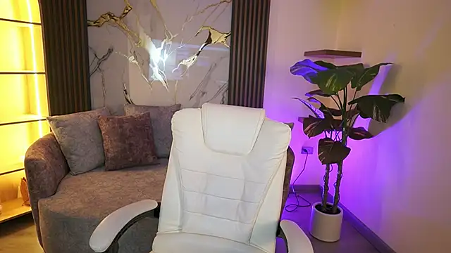 TessaaFox online show from March 25, 12:41 pm